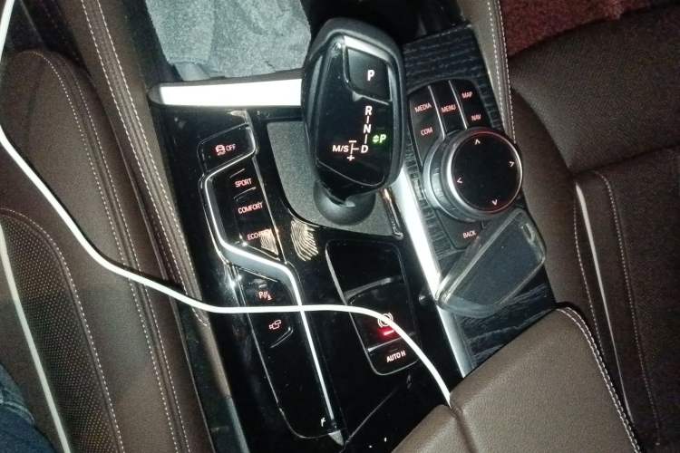 Used BMW 5 Series 2022 Second Facelift 530Li Luxury Version M Sport Package
