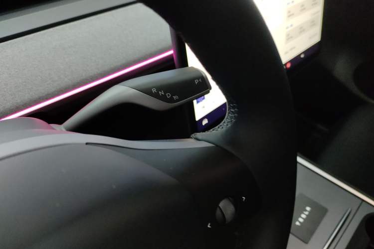 Used Tesla Model Y 2024 Rear-Wheel-Drive Version