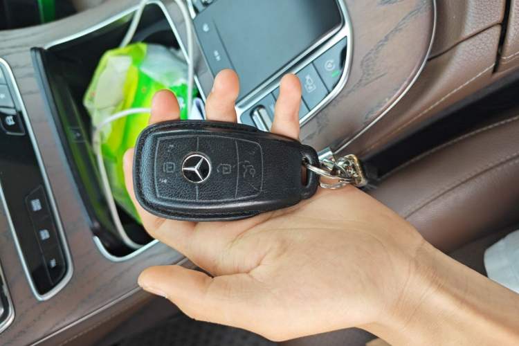 Used Mercedes-Benz E-Class 2021 Facelift E 260 L Sport Edition
