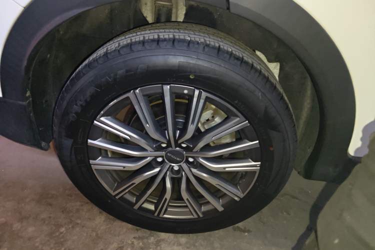 Used JETOUR X70 PRO 2023 1.5T DCT Comfort Edition 5 Seats