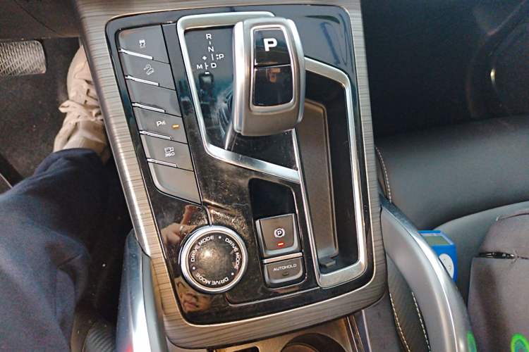 Used Geely Auto Emgrand X7 Sport 2020 1.8TD DCT Smart PRO