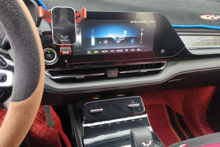 Used Wuling Victory 2020 1.5T CVT Flagship Edition Audio And AC Panel