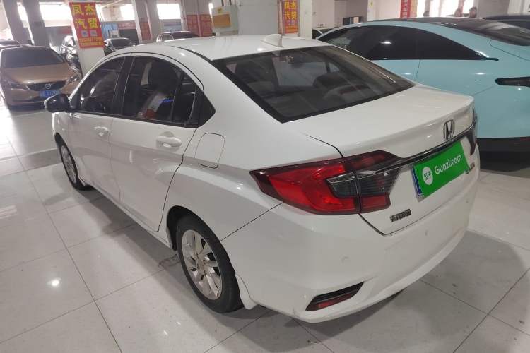 Used Honda Greiz 2016 1.5L CVT Fashion Edition
