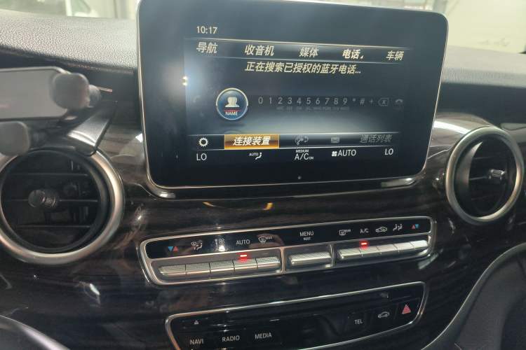 Used Mercedes-Benz V-Class 2018 V 260 AMG Sport Edition China VI Audio And AC Panel