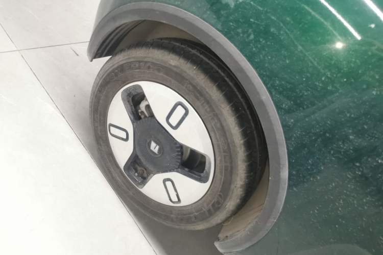 Used Baojun KiWi EV 2022 Artist Lite Edition Lithium Iron Phosphate Right Rear Wheel Hub