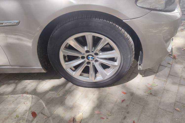 Used BMW 5 Series 2012 520Li Elegant Edition
