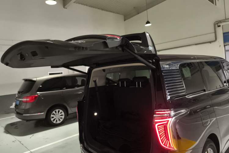 Used Hongqi HQ9 PHEV 2024 2.0T Four-Wheel Drive Luxury Edition
