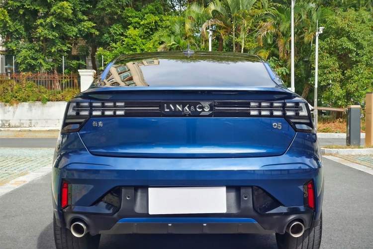 Used Lynk & Co 05 2022 2.0T Two-Wheel Drive Shine Halo
