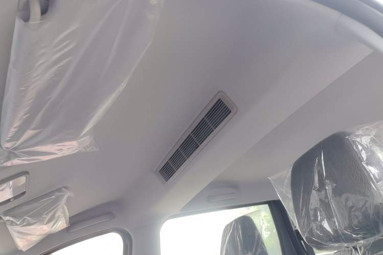 Used Wuling Hongguang New Energy 2024 All-Electric Model 300KM Standard Version