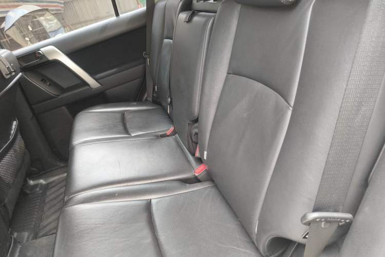 Used Toyota Prado 2016 2.7L Automatic Standard Edition
