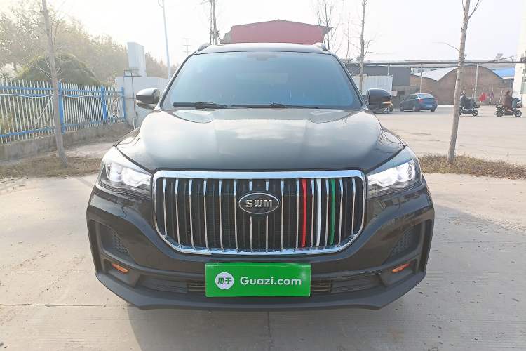 Used SWM G05 2022 PRO 1.5T DCT Luxury Model 7 Seats