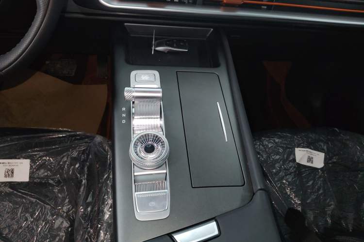 Used BAIC Off-Road BJ30 2026 Model Traveler 1.5T Hybrid Standard Version
