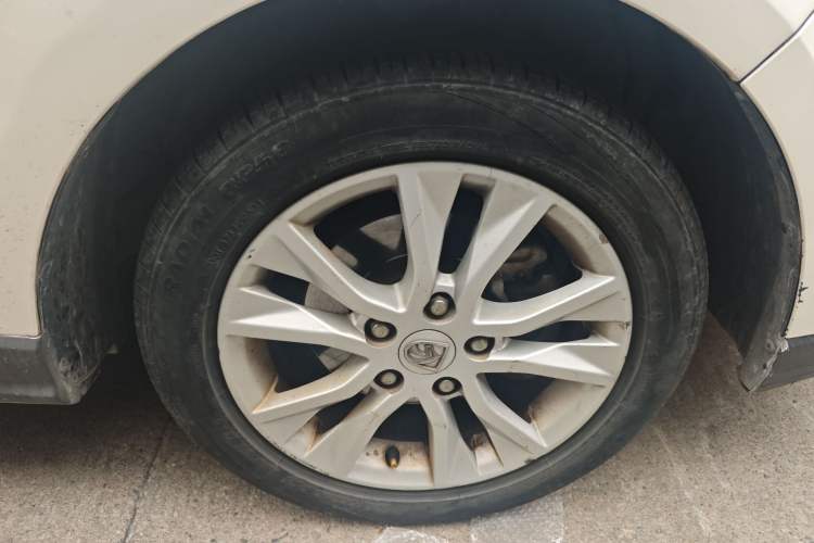 Used Baojun 730 2016 1.5L Manual Comfort Version 7 Seats China V Emission Standard