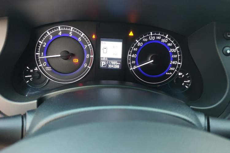Used Infiniti QX50 2015 2.5L Enjoyment Edition Instrument Cluster