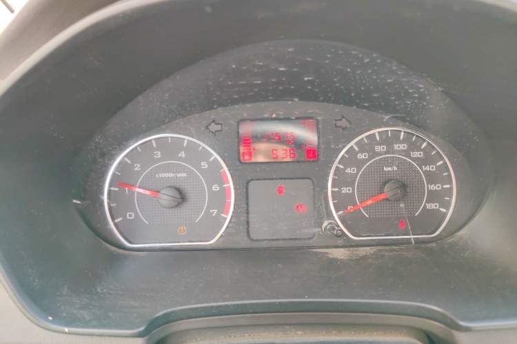 Used Wuling Hongguang V 2019 1.5L Jingqu Version China VI LAR