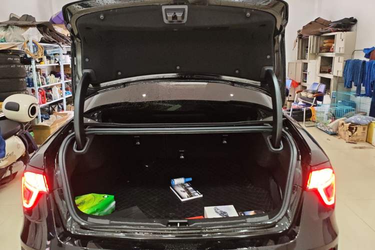 Used Lynk & Co 03 2021 03+ 2.0TD Automatic Wind-Chasing Edition
