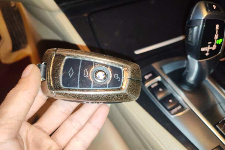 Used BMW 5 Series 2013 520Li Elegant Edition
