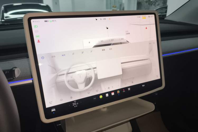 Used Tesla Model Y 2024 Rear-Wheel-Drive Version Audio And AC Panel