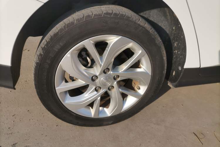 Used Buick Velite 6 2023 430km Range Commuter Version