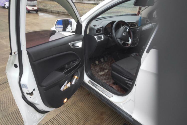 Used FAW Junpai D60 2015 1.5L Manual Luxury Model
