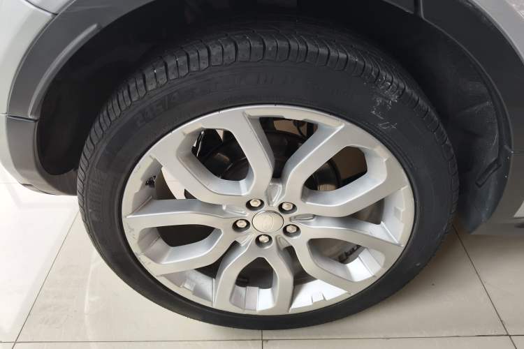 Used Land Rover Range Evoque 2015 2.0T 5-Door Ignite Edition
