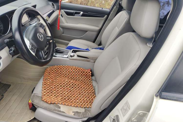 Used Mercedes-Benz C-Class 2010 C 180K Classic model