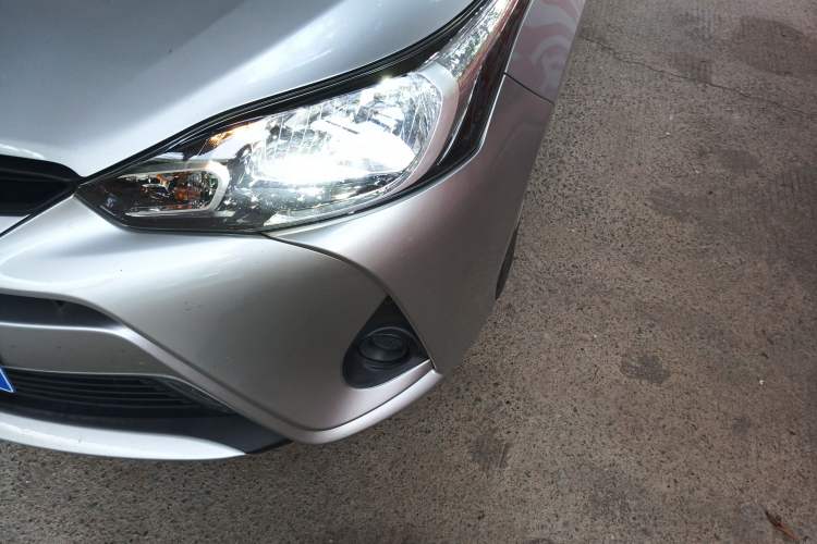 Used Toyota YARiS L Zhi Xiang 2017 1.5E CVT Dynamic Edition Left Front Headlight