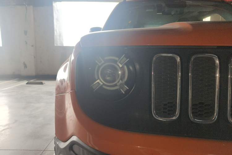 Used Jeep Renegade 2017 180TS Automatic Four-Wheel Drive Superior Edition
