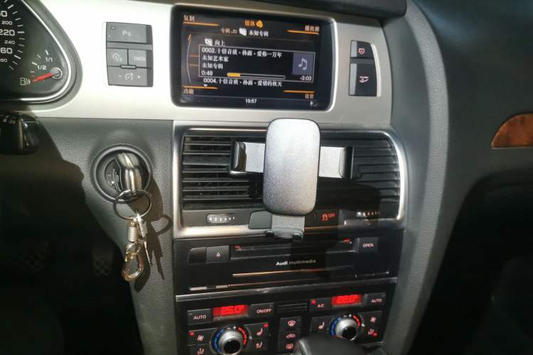 Used Audi Q7 2013 35 TFSI Ambition Edition
