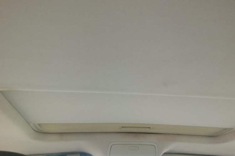 Used Volkswagen Sagitar 2011 1.4 TSI Automatic Luxury Edition
