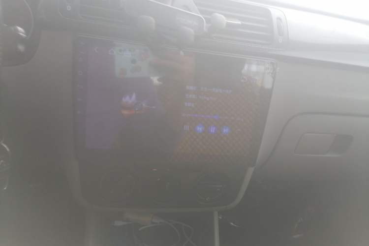 Used Volkswagen Bora 2012 1.6L Manual Comfort Model Audio And AC Panel