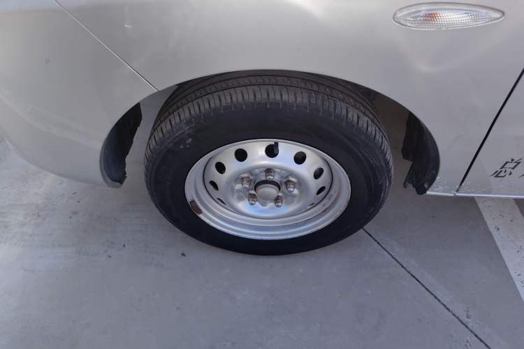 Used JAC Refine M3 2019 1.8L 2-Seat Shuttle Version