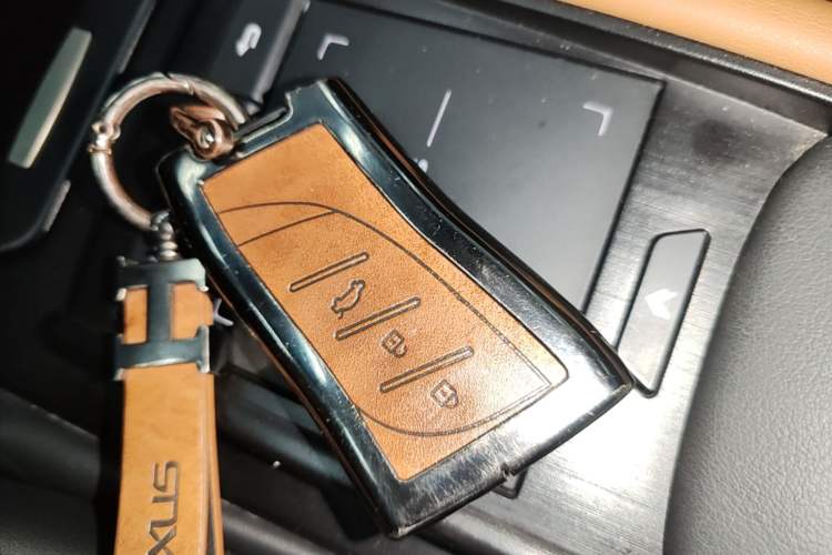 Used Lexus ES 2020 200 Excellence Edition