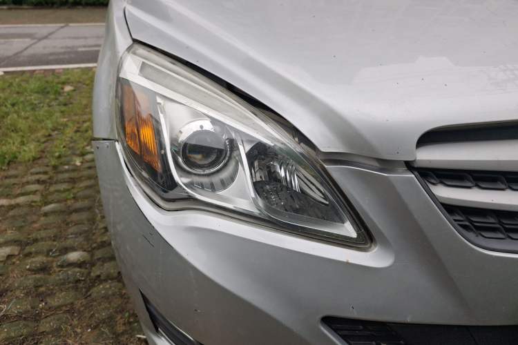 Used BAIC E Series 2013 Hatchback 1.5L Automatic Lotte Edition Right Front Headlight