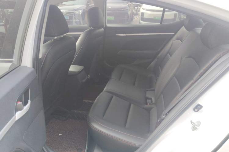 Used Hyundai Elantra (6th Generation / Lingdong) 2016 1.6L Automatic ZhiXuan – Elite Version Left Rear Seat