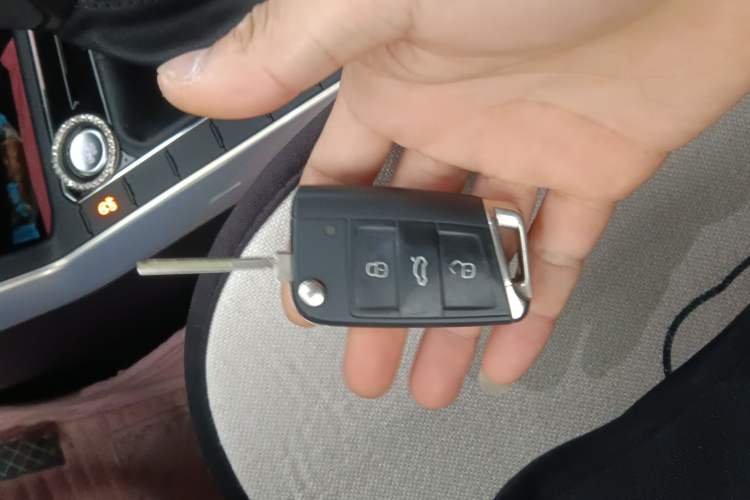 Used Volkswagen Polo 2021 Plus 1.5L Automatic Colorful Tech Edition Vehicle Key