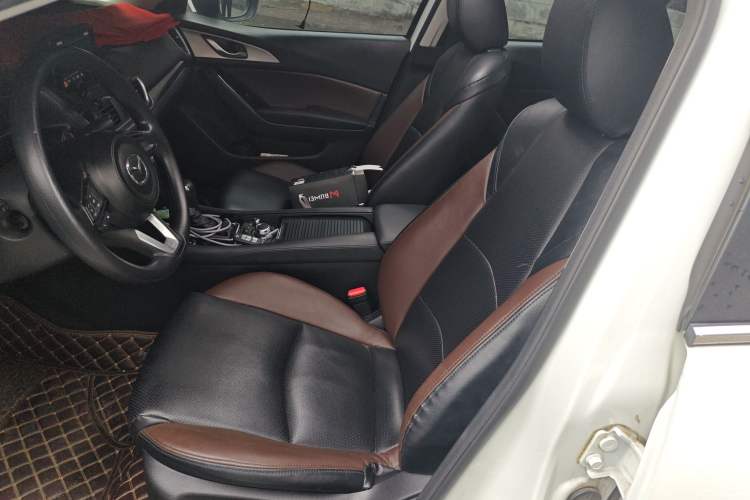 Used Mazda Mazda 3 Axela 2017 Sedan 1.5L Automatic Luxury Model China VI Standard