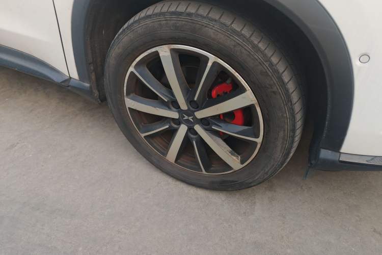 Used XPeng G3 2019 Smart Edition Right Front Wheel Hub