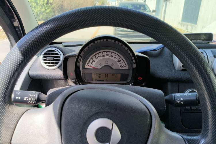 Used smart fortwo 2012 1.0 MHD Hardtop Standard Edition
