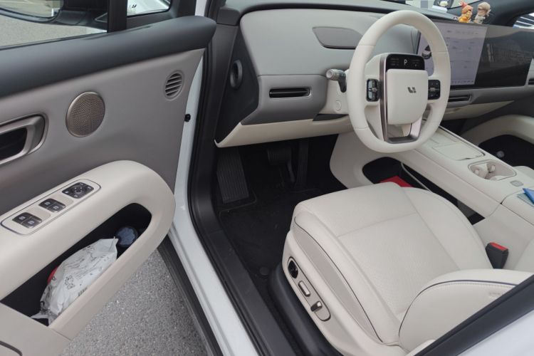 Used Li Auto Li Auto i6 2025 Model Four-Wheel-Drive Standard Type