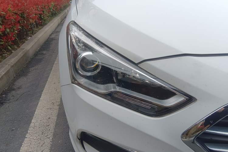 Used Hyundai Mistra 2017 1.8L Automatic Smart GLS China V Standard Right Front Headlight