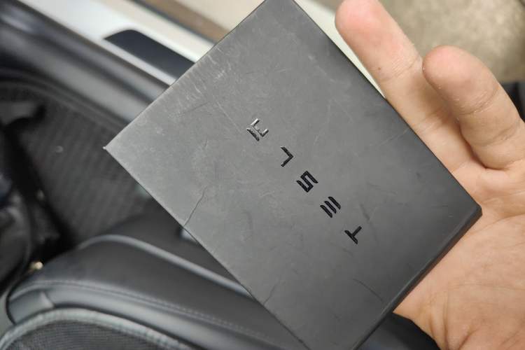 Used Tesla Model Y 2022 Long-Range All-Wheel-Drive Version
