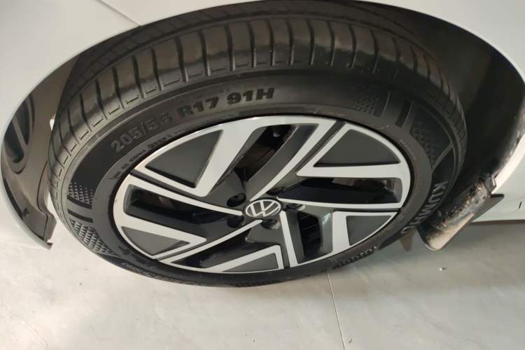 Used Volkswagen Sagitar 2023 200TSI DSG Excellence Edition Left Front Wheel Hub