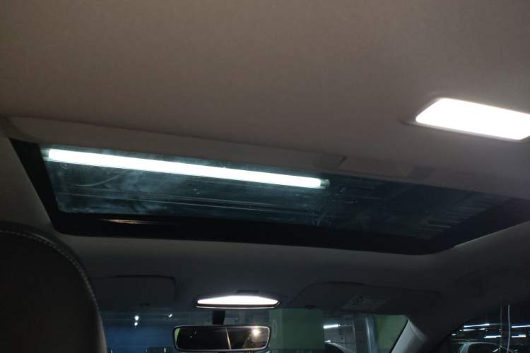 Used Geely Auto Emgrand 2022 4th Generation 1.5L CVT Luxury Model Headliner