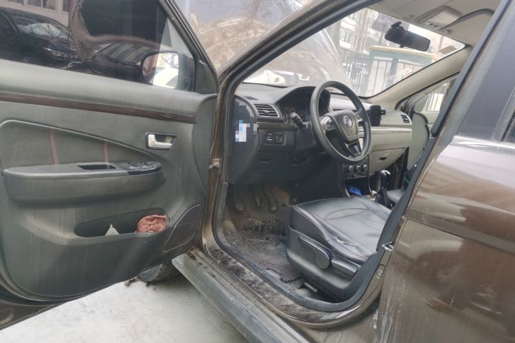 Used Dongfeng Fengon 360 2015 1.5L Manual Comfort 7-Seater China IV Standard
