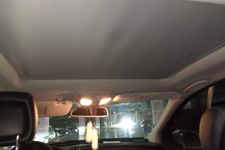 Used Mercedes-Benz R-Class 2014 R 320 4MATIC Business Model
