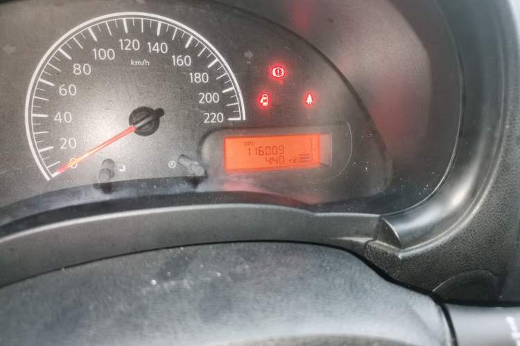 Used Nissan Sunny 2011 1.5XE Manual Comfort Edition