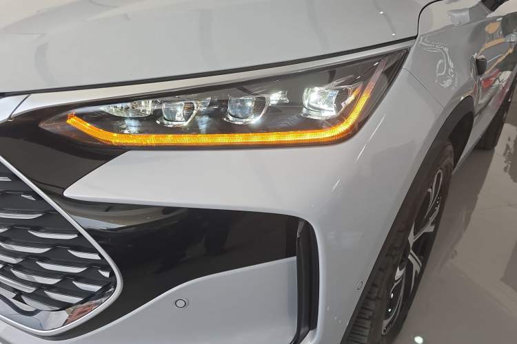 Used BYD Tang New Energy 2025 Intelligent Driving Version DM-i 115KM Flagship Edition Left Front Headlight