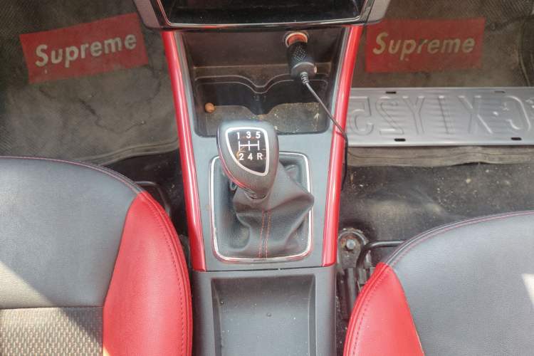 Used BAIC Senova X25 2015 1.5L Manual Elite Edition