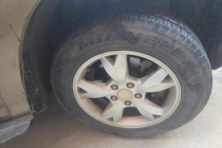 Used BYD S6 2013 Jingyue Edition 2.0L Manual Luxury Model 5 Seats
